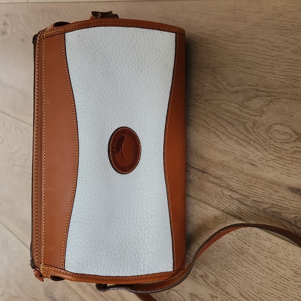 Vintage dooney & bourke bag